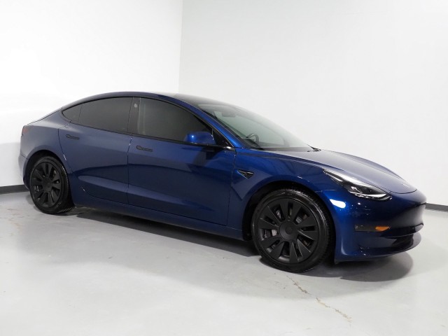 2022 Tesla Model 3 Long Range AWD