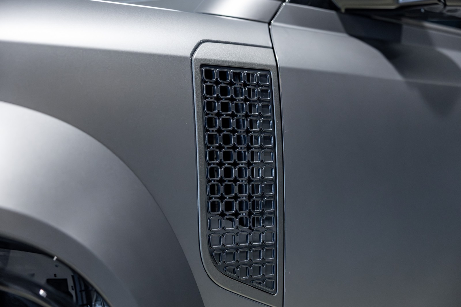 Used Car 2025 Land Rover Defender  Octa Edition One For Sale Under $170,000 In Boerne, Texas