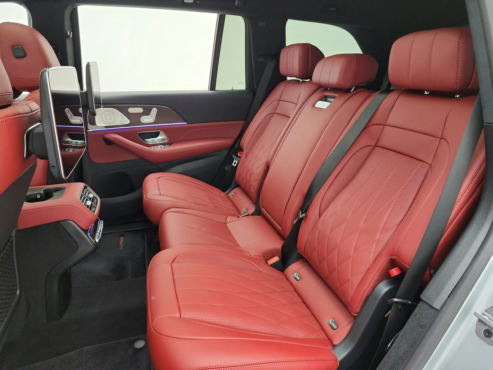 New 2026 MANUFAKTUR SIGNATURE Mercedes-Benz AMG® GLS 63 image 11