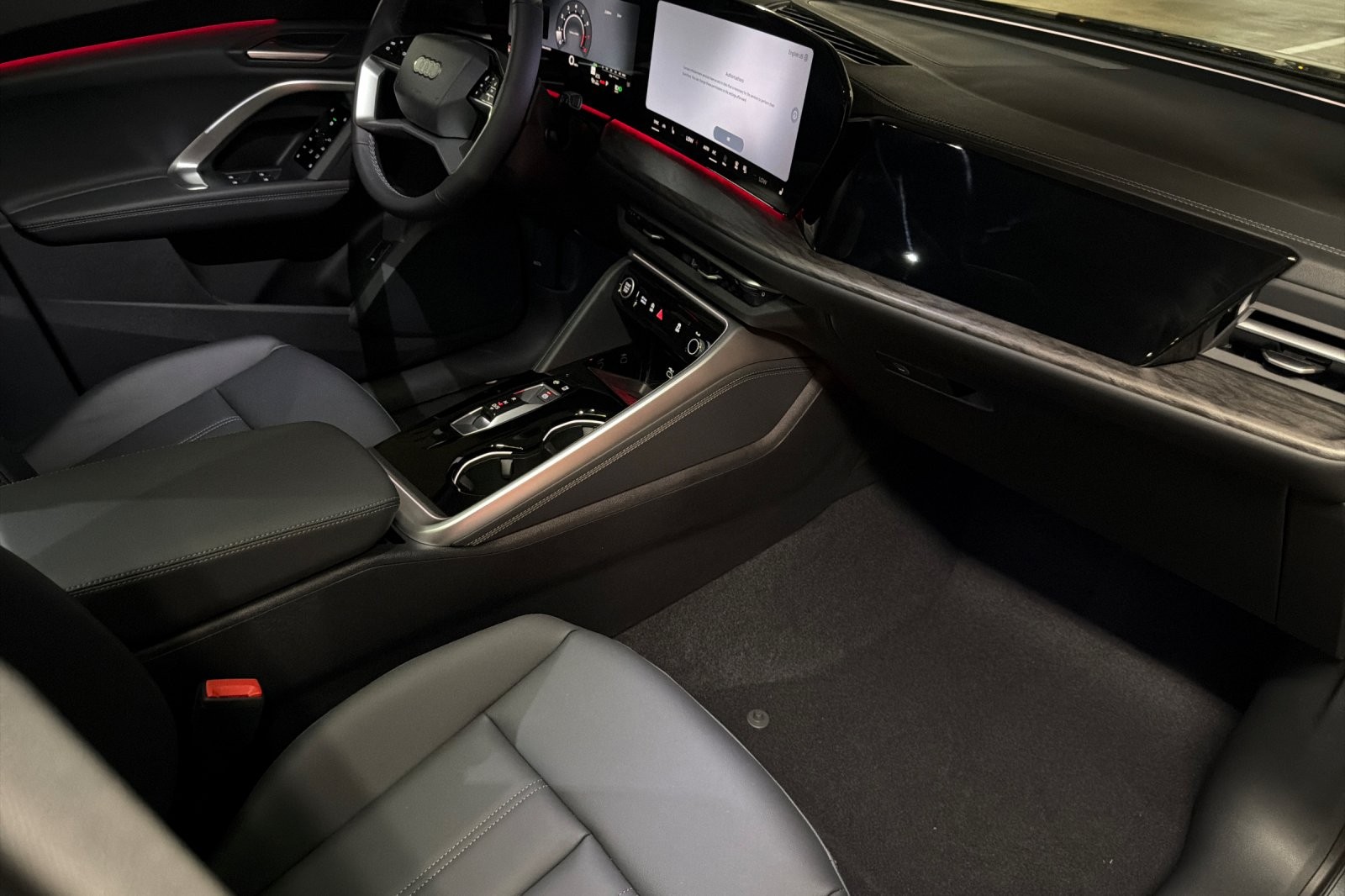 New 2026 Daytona Gray Pearl Effect Audi Premium 2.0 TFSI quattro image 15