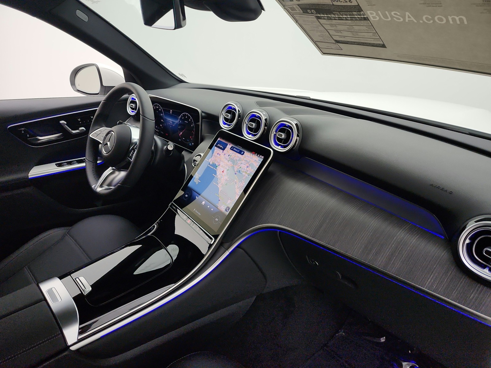 New 2026 Polar White Mercedes-Benz GLC 300 image 14