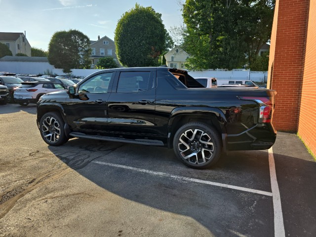 2024 Chevrolet Silverado EV RST 2