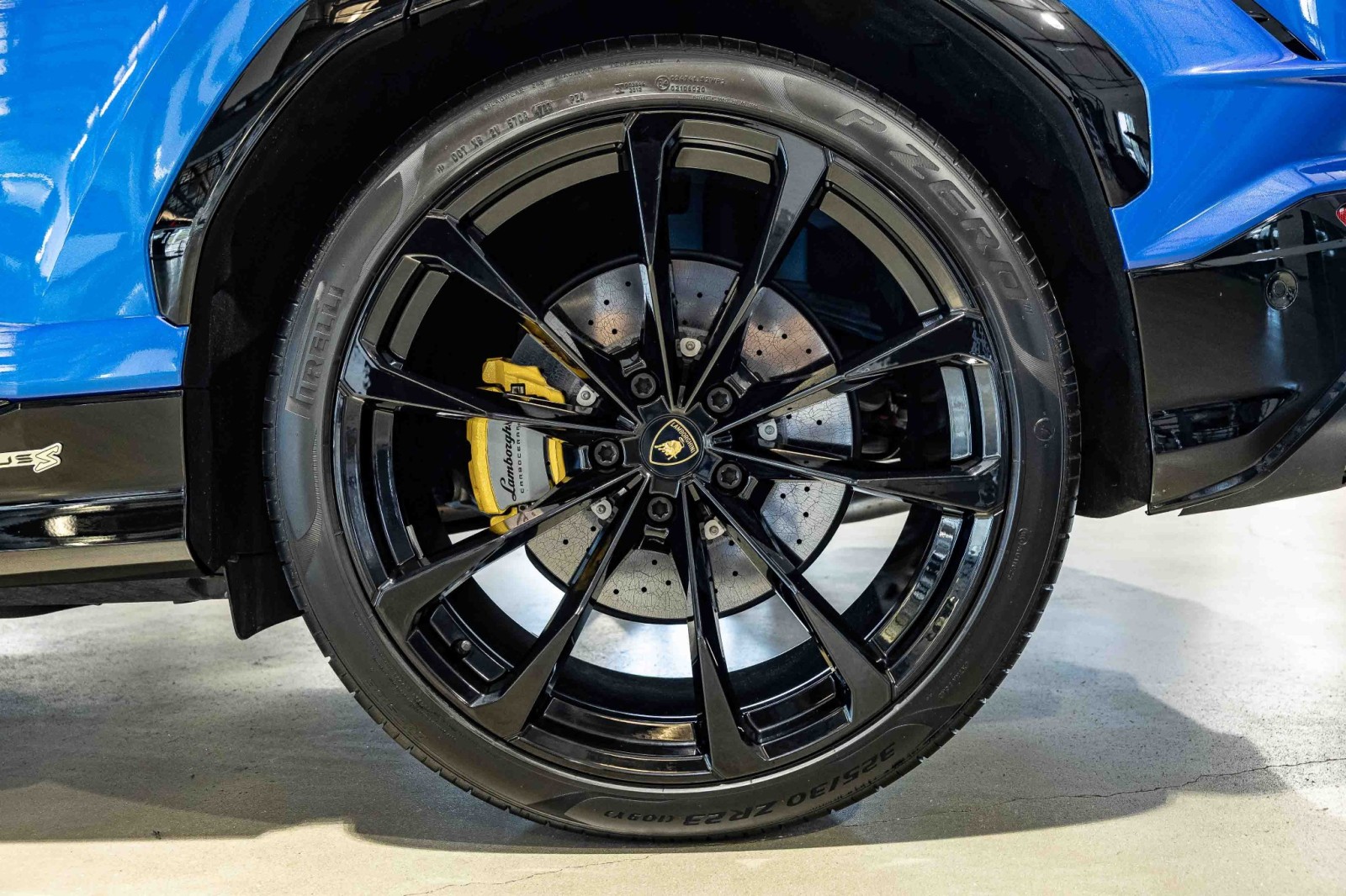 Used Car 2023 Lamborghini Urus  S For Sale Under $250,000 In Boerne, Texas