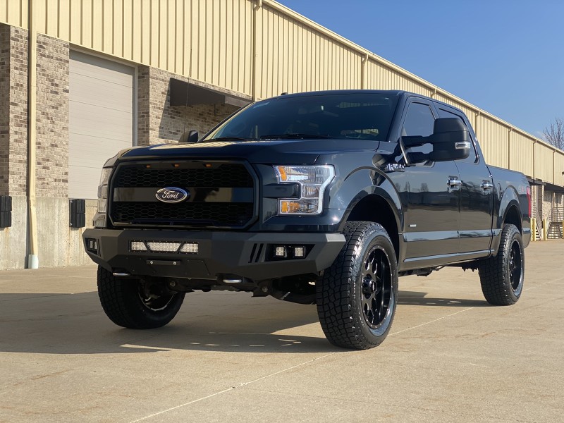 2017 Ford F-150 XLT w/ Luxury Package in CHESTERFIELD, Missouri