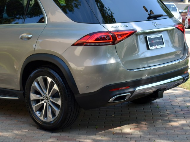 2020 Mercedes-Benz GLE Premium Pkg. Park Assist Pano Moonroof Heated front Seats Burmester Sound Tow Pkg. 20 Wheels MSRP $64,400 10