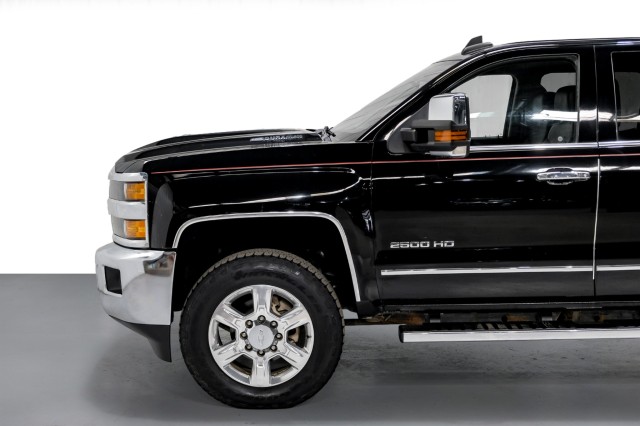 2017 Chevrolet Silverado 2500HD LTZ 10