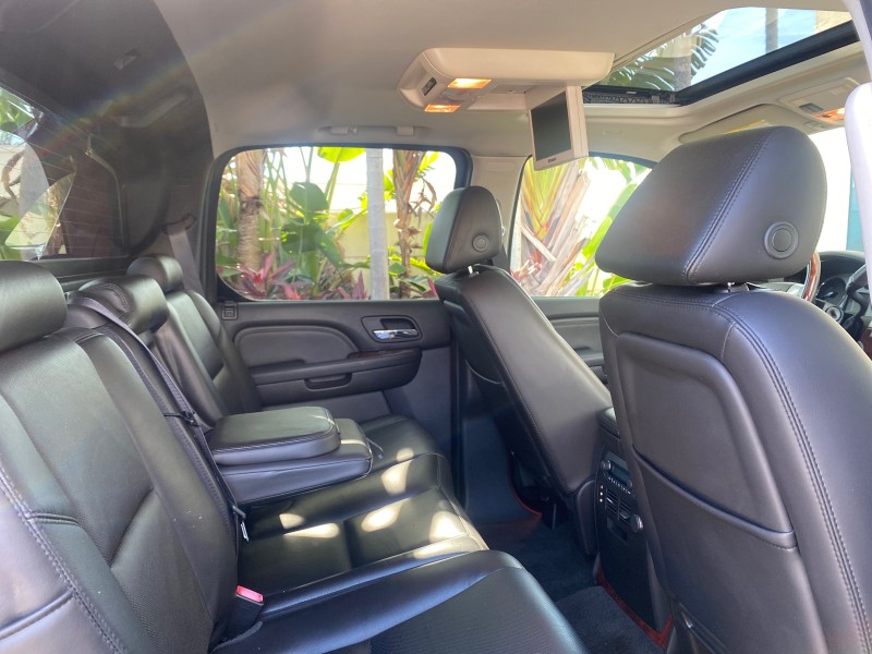 2007 Cadillac Escalade EXT LOW MILES 13,852 1 OWNER 4WD in , 