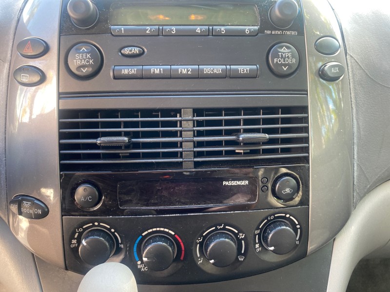2010 Toyota Sienna LE LOW MILES 41,871 1 OWNER 7 PASSENGER in , 