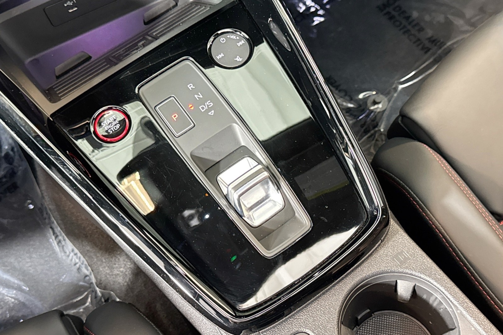 Used 2024 Daytona Gray Pearl Effect Audi  image 15