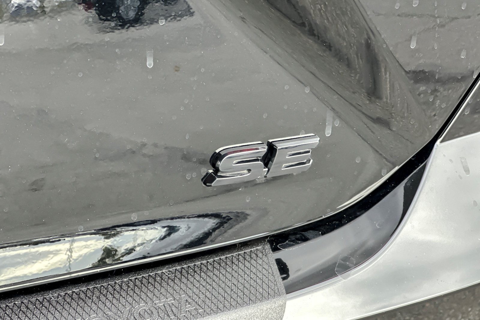 2026 Toyota Camry SE - Photo 25