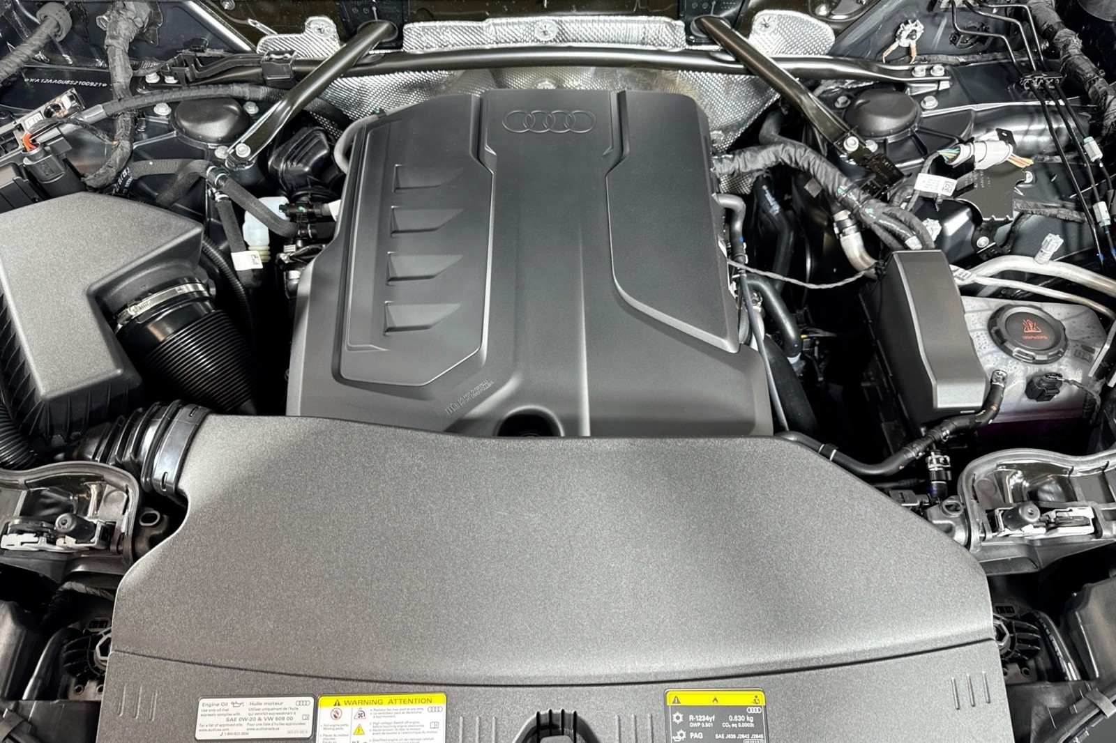 New 2025 Tambora Gray Metallic Audi Premium Plus 2.0 TFSI quattro image 27