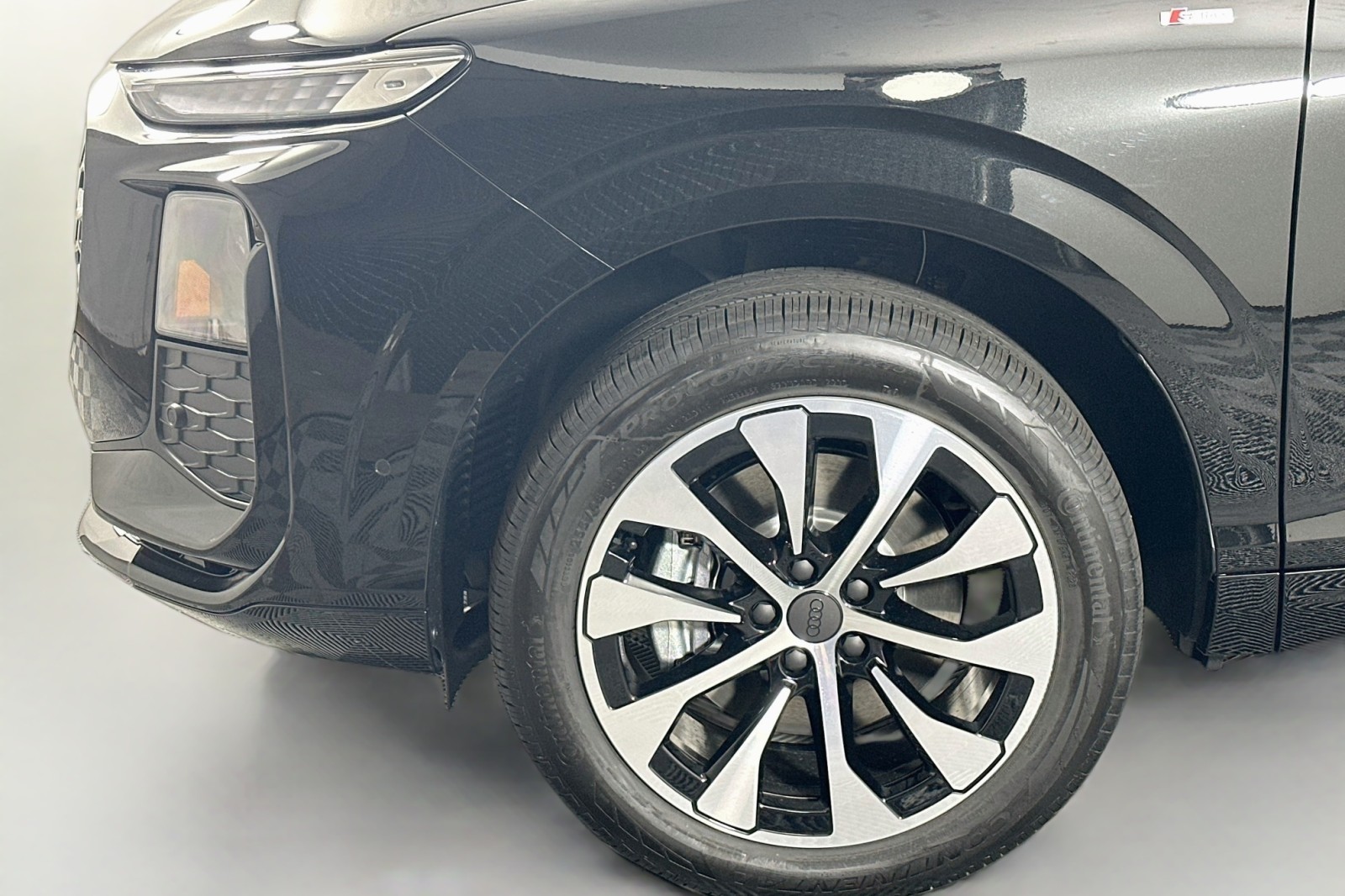 New 2026 Mythos Black Metallic Audi S line image 11
