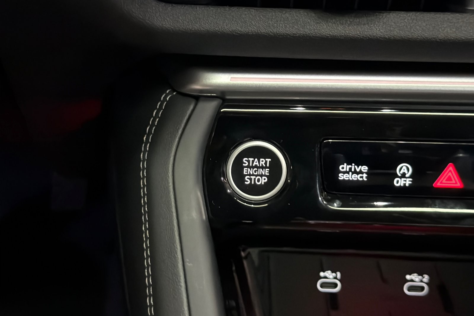 New 2026 Daytona Gray Pearl Effect Audi Premium 2.0 TFSI quattro image 22