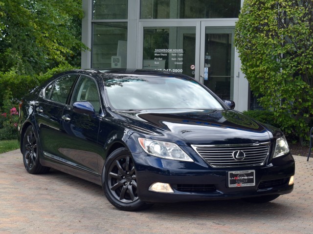 2008 Lexus LS 460 One Owner Navi Mark Levinson Pkg. Intuitive Park Assist Comfort Pkg. Heated Seats MSRP $70,554 6