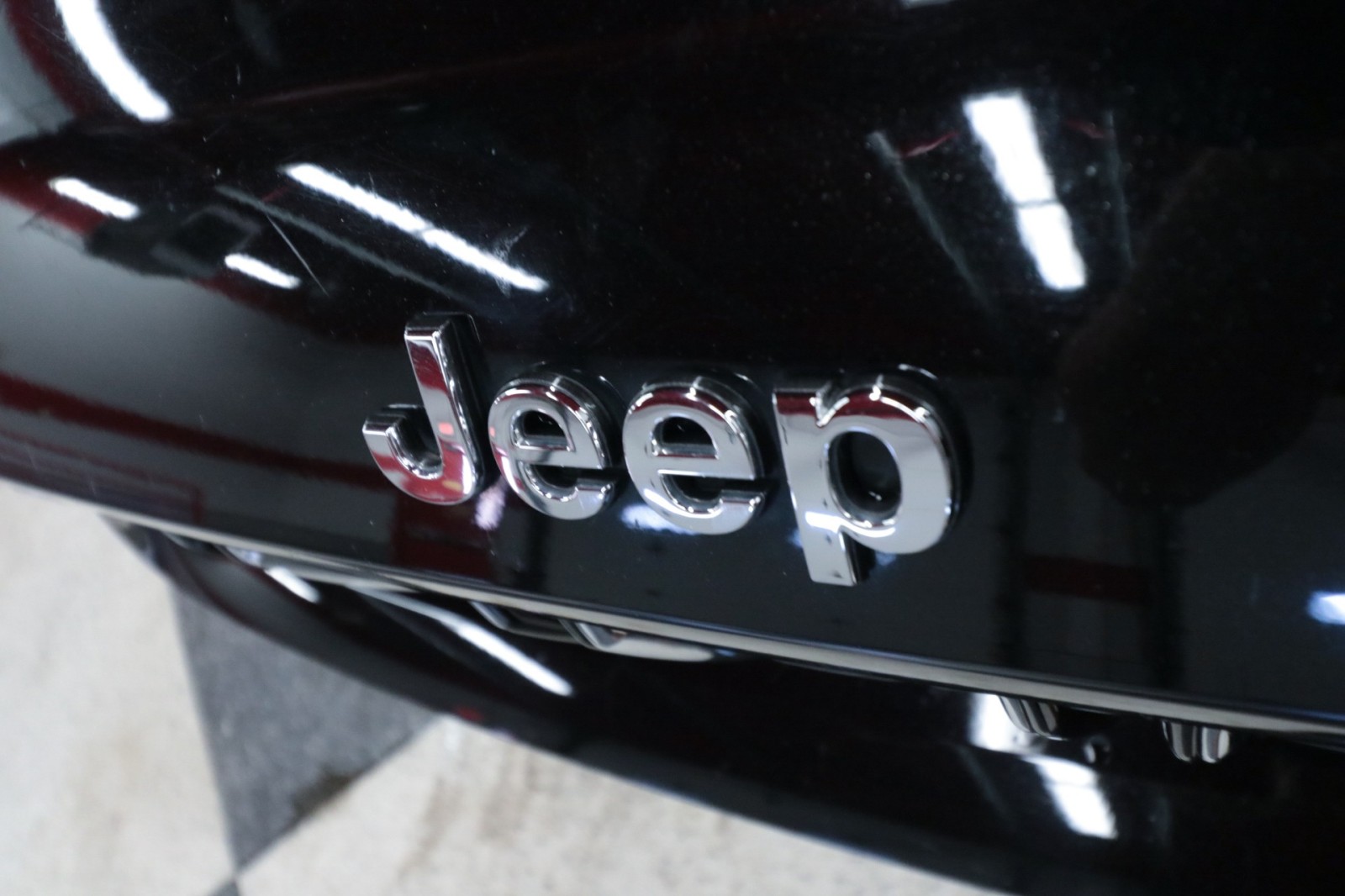 Used Car 2021 Jeep Grand Cherokee L  Limited For Sale Under $30,000 In Austin, Texas