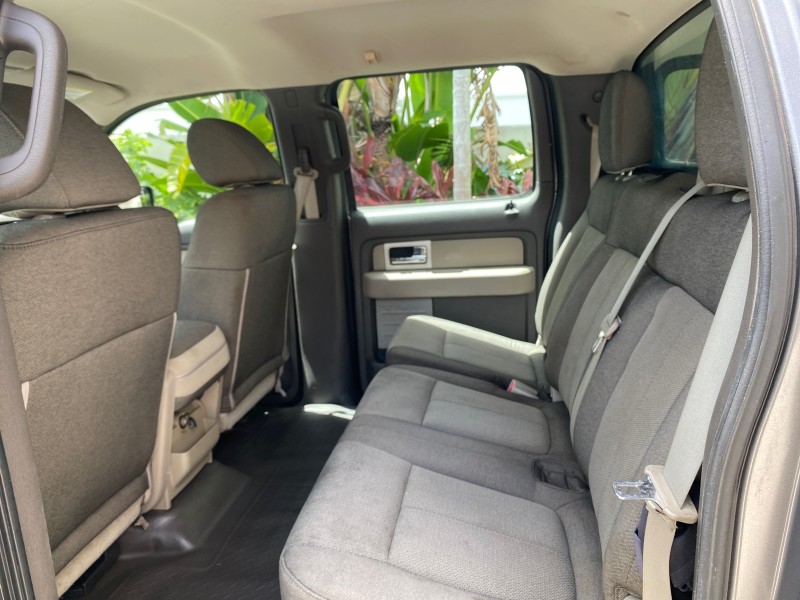 2010 Ford F-150 4 DR CREW XL LOW MILES 34,625 in , 