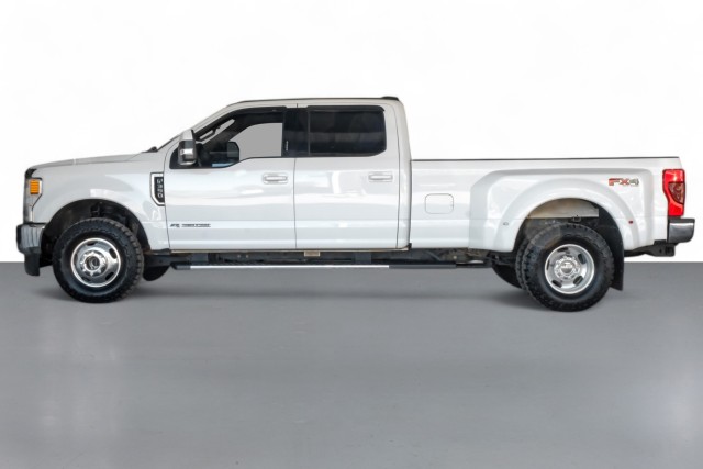 2020 Ford F-350 LARIAT 10