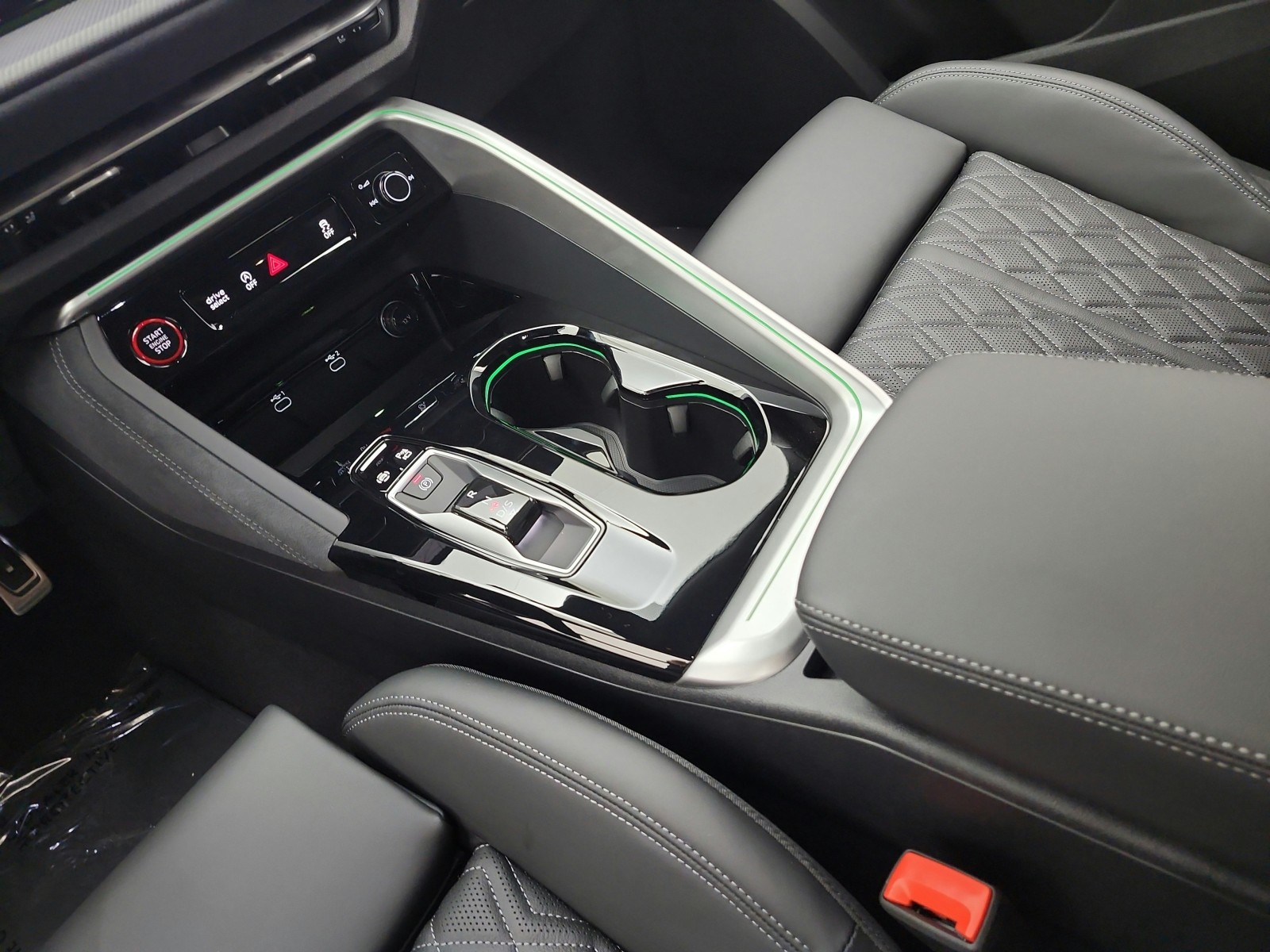 New 2026 Daytona Gray Pearl Effect Audi Premium Plus 3.0 TFSI quattro image 10