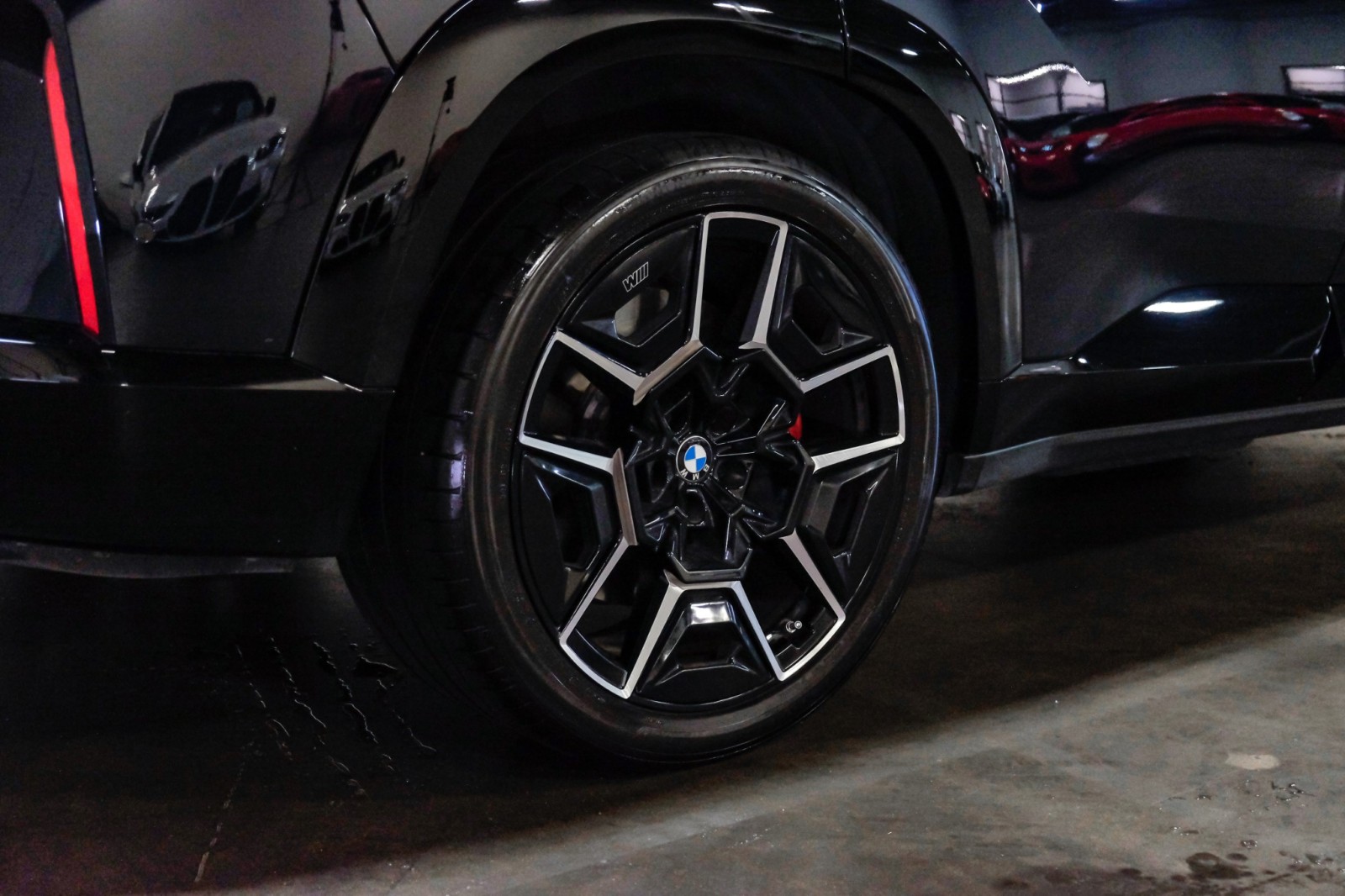 2023 BMW XM AWD 22Alloys FullMerinoLthr BWSound MDriversPkg 56