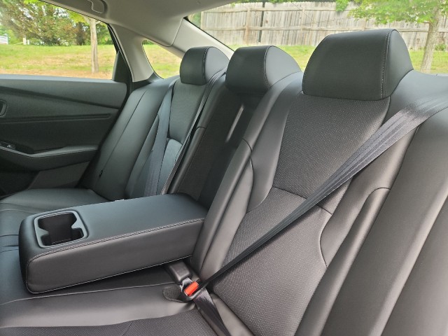 HondaAccord Hybrid30