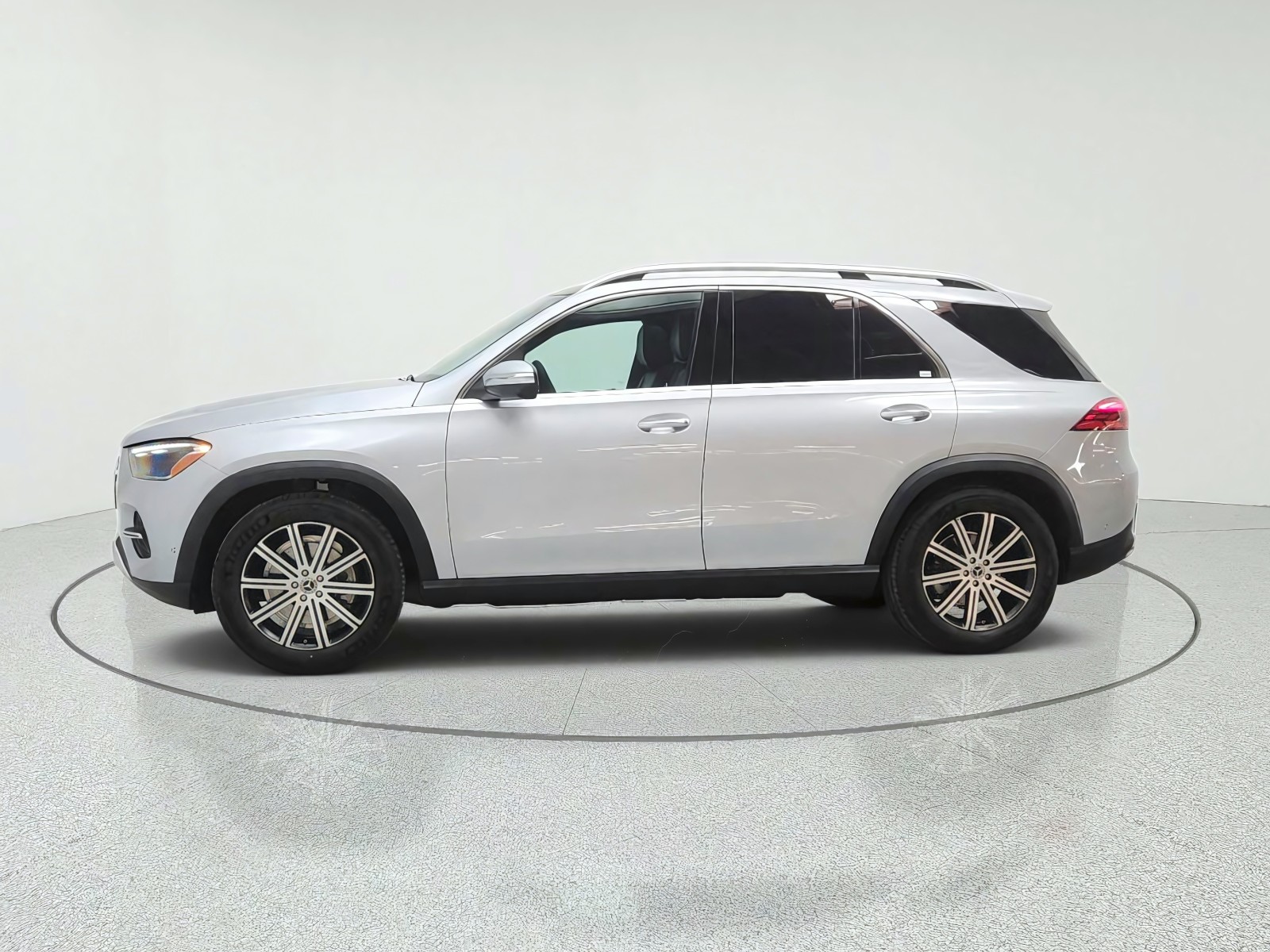 New 2026 Cirrus Silver Metallic Mercedes-Benz GLE 350 SUV image 8