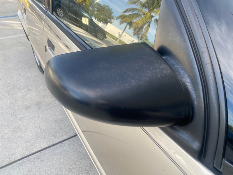 1995 Saturn SL LOW MILES 70,805 in ,