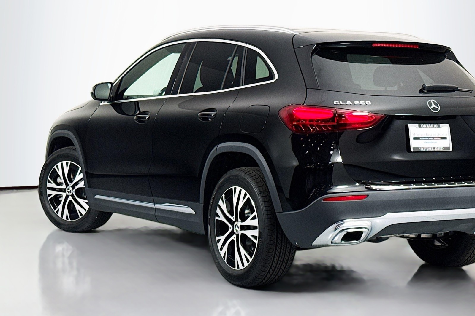 New 2026 Night Black Mercedes-Benz GLA 250 SUV image 14
