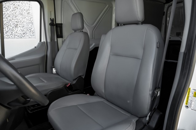 2019 Ford Transit Van  3