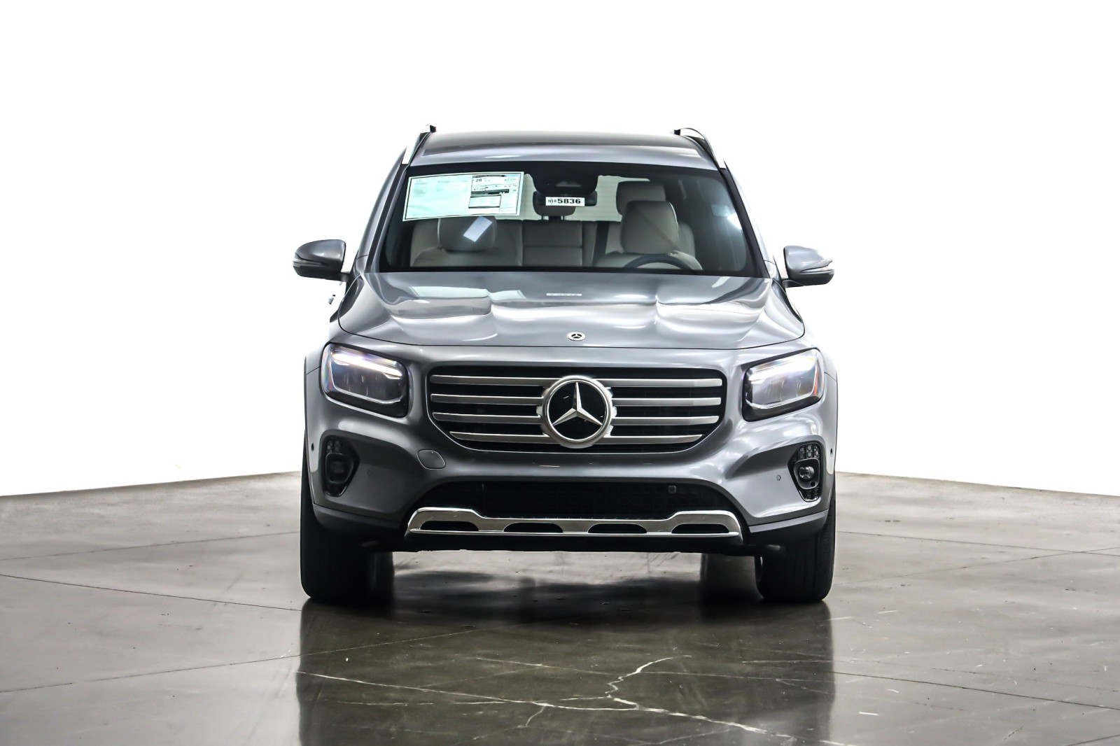 New 2026 Mountain Grey Metallic Mercedes-Benz GLB 250 image 2