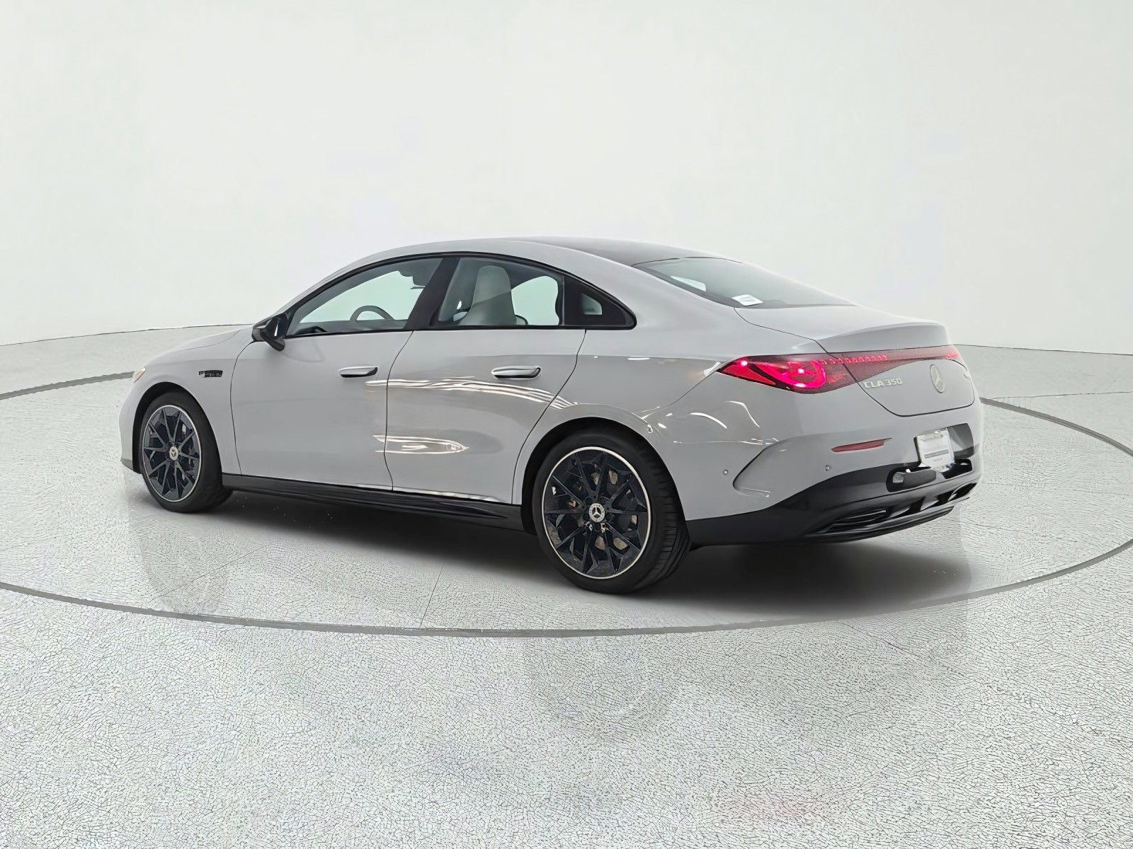 New 2027 MANUFAKTUR Alpine Grey Mercedes-Benz CLA 350 Electric 4MATIC® image 7