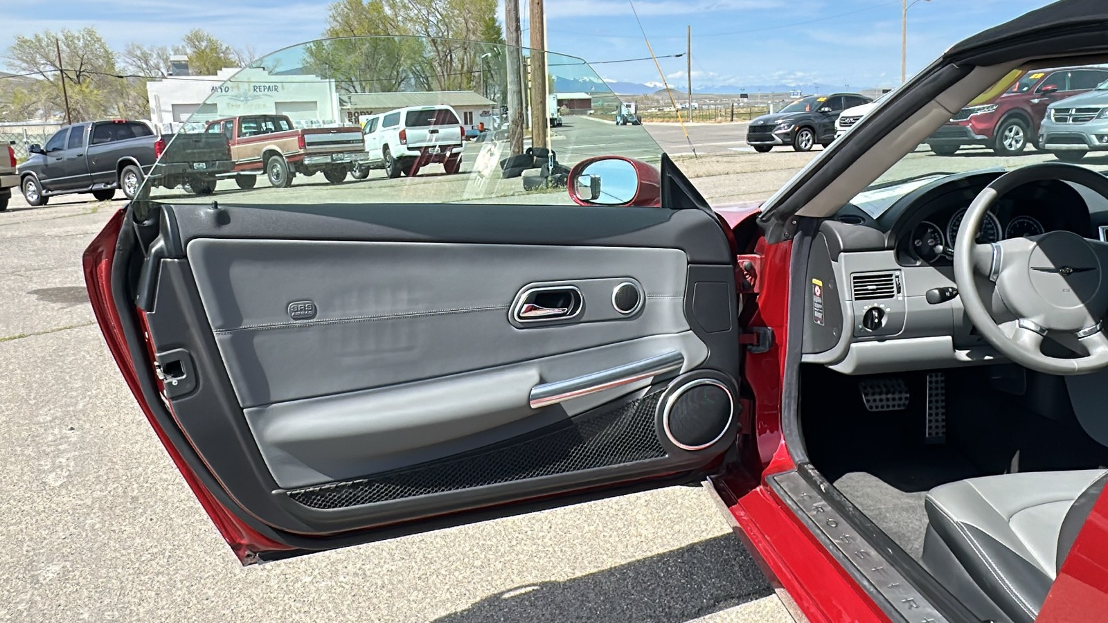 2005 Chrysler Crossfire Limited 13