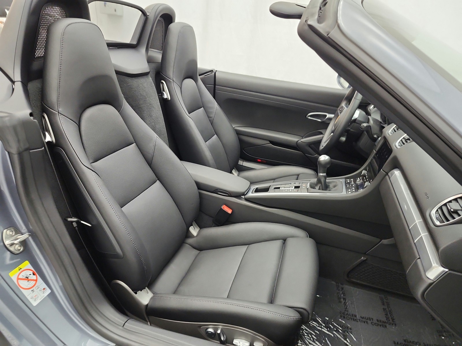 Used 2025 Agate Grey Metallic Porsche Roadster image 23