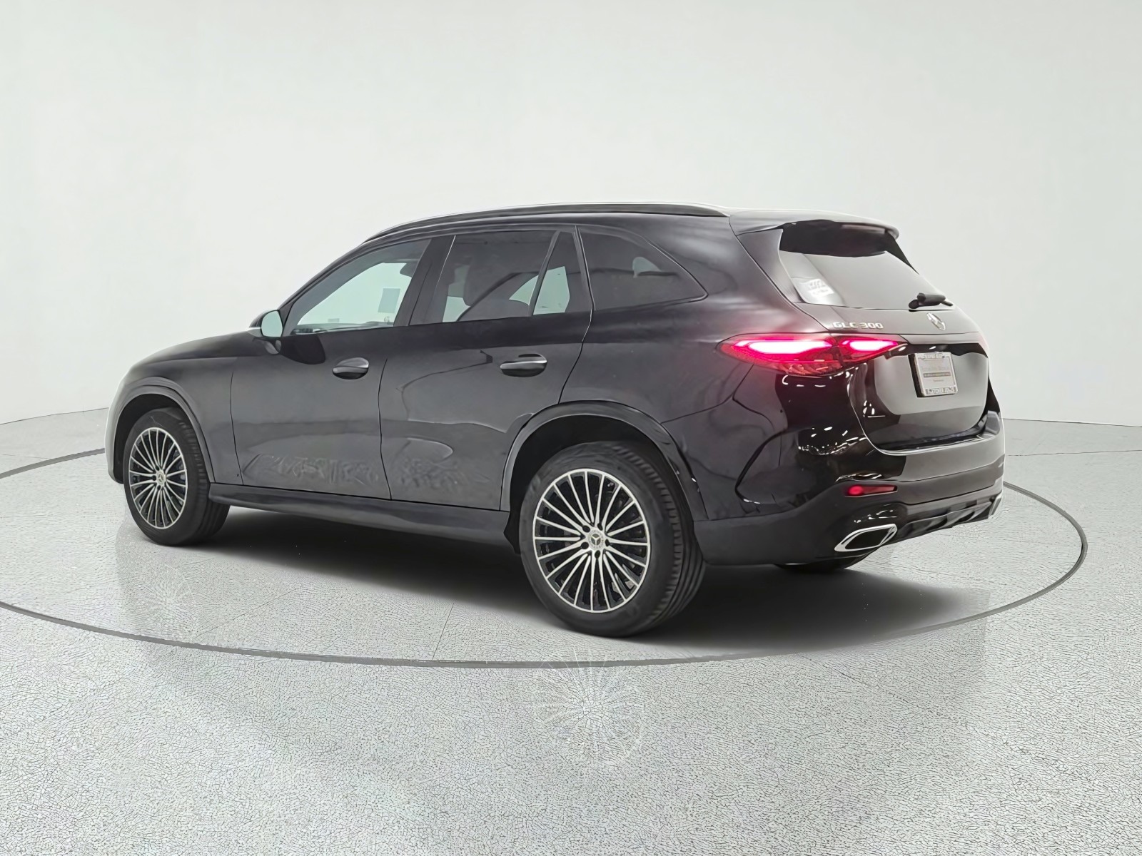 New 2027 Black Mercedes-Benz GLC 300 SUV image 7