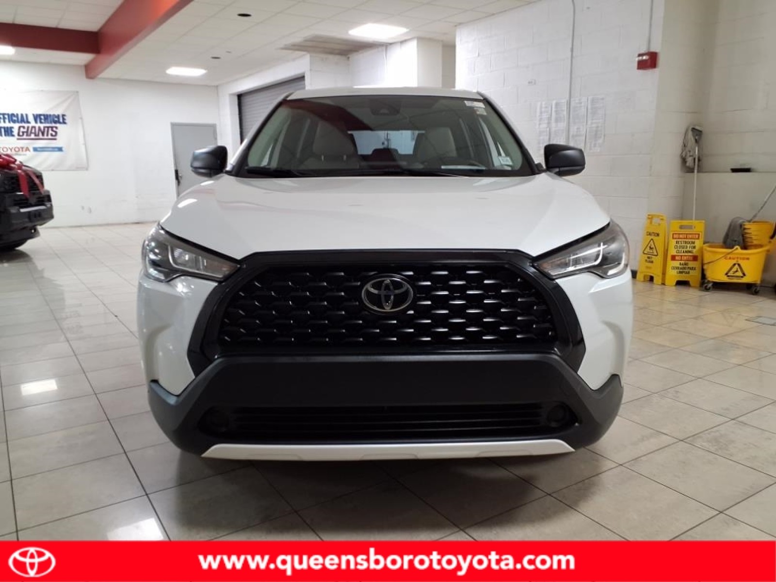 Used 2022 Toyota Corolla Cross L with VIN 7MUAAABG4NV031165 for sale in Kansas City
