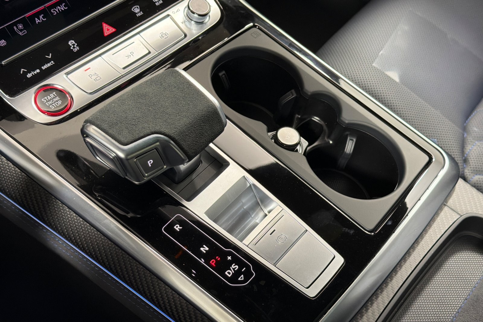 New 2026 Waitomo Blue Metallic Audi performance quattro image 21