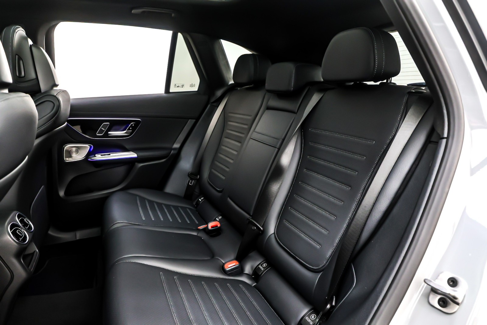 New 2026 MANUFAKTUR Alpine Grey Mercedes-Benz GLC 300 image 8