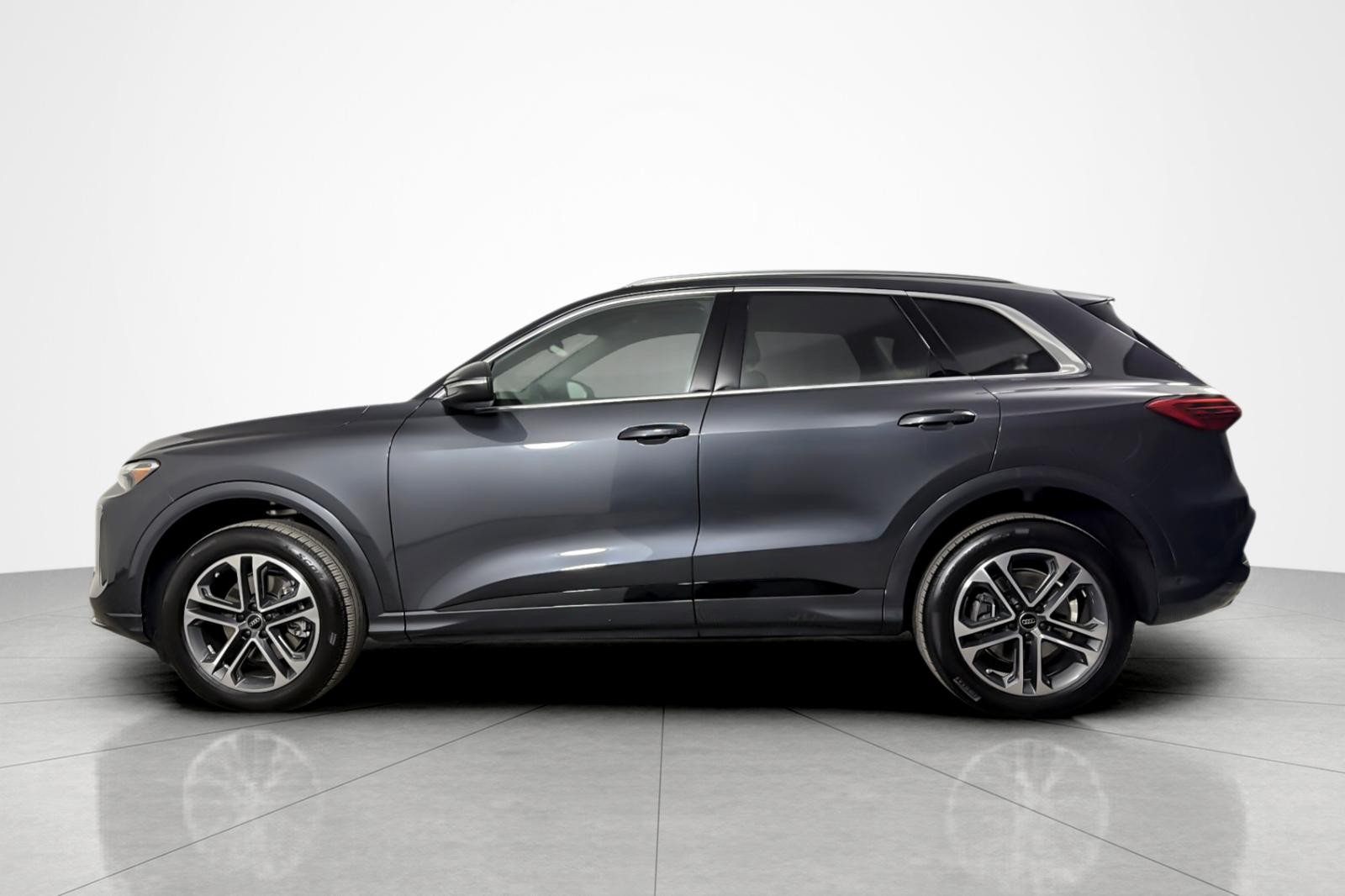 Used 2025 Tambora Gray Metallic Audi Premium 2.0 TFSI quattro image 2