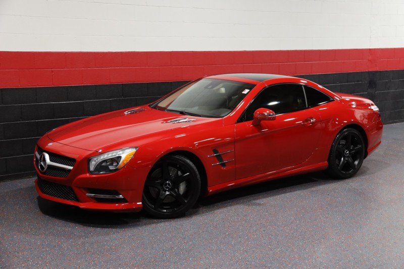 2013 Mercedes-Benz SL550 AMG Sport 2dr Convertible in , 