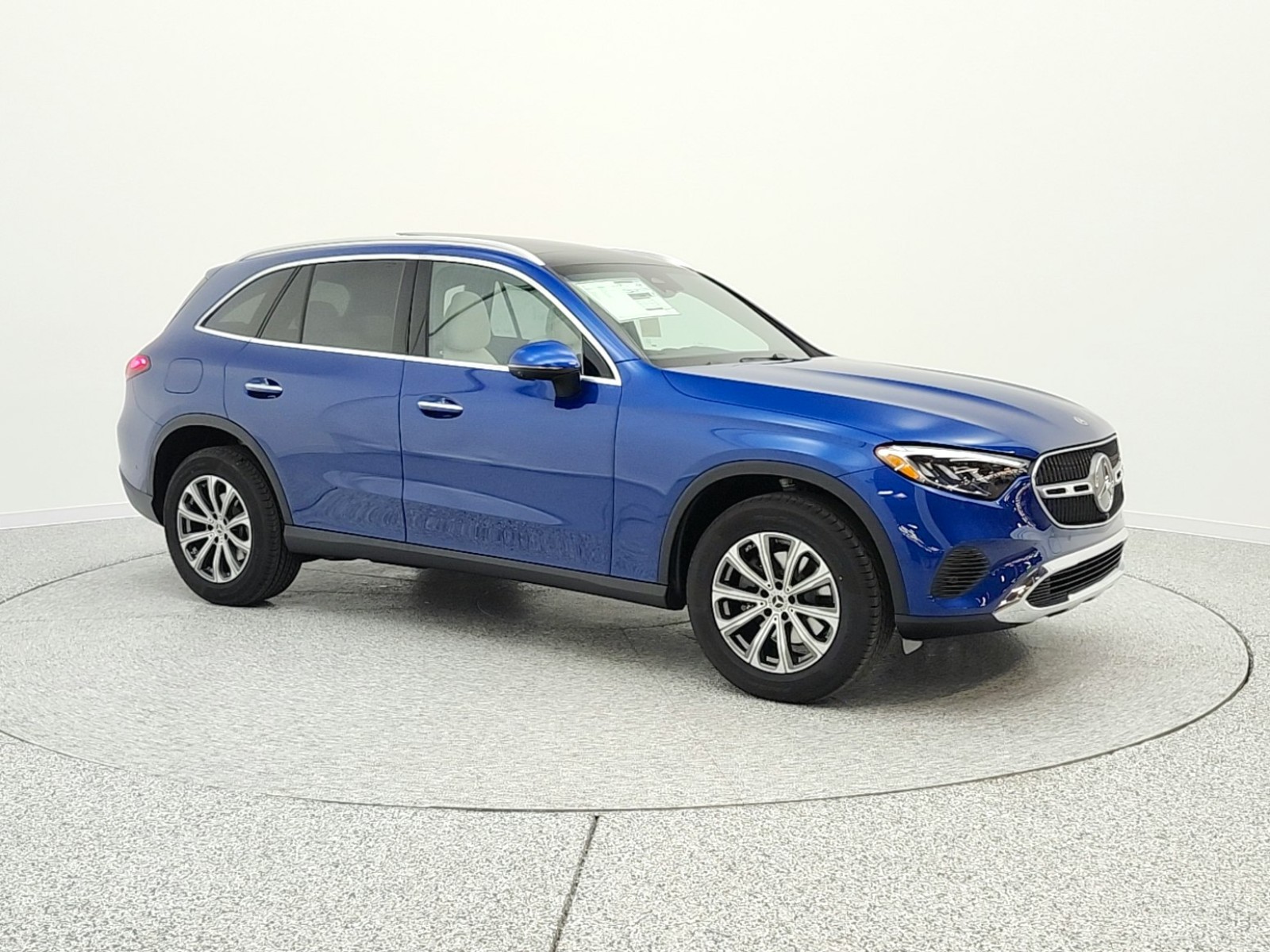 New 2026 Starling Blue Metallic Mercedes-Benz GLC 300 image 3