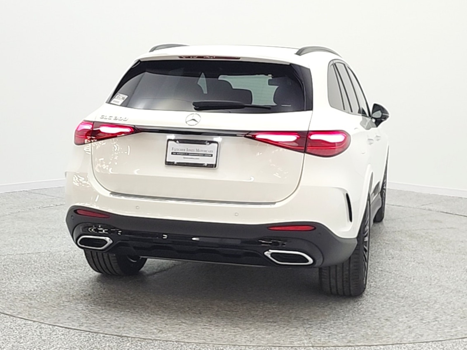 New 2026 Polar White Mercedes-Benz GLC 300 image 6