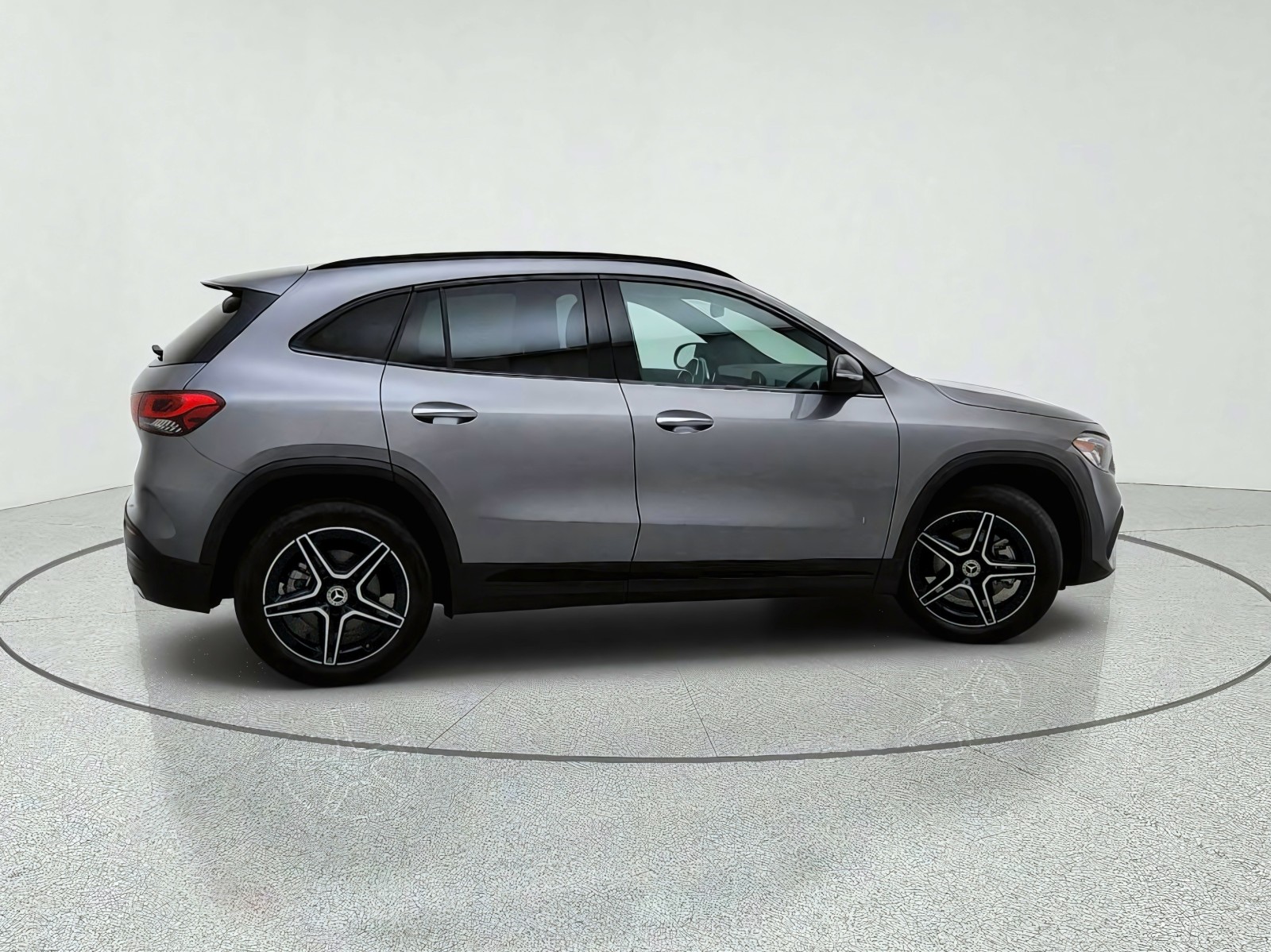 Certified Used 2023 Mountain Grey Metallic Mercedes-Benz GLA 250 image 7