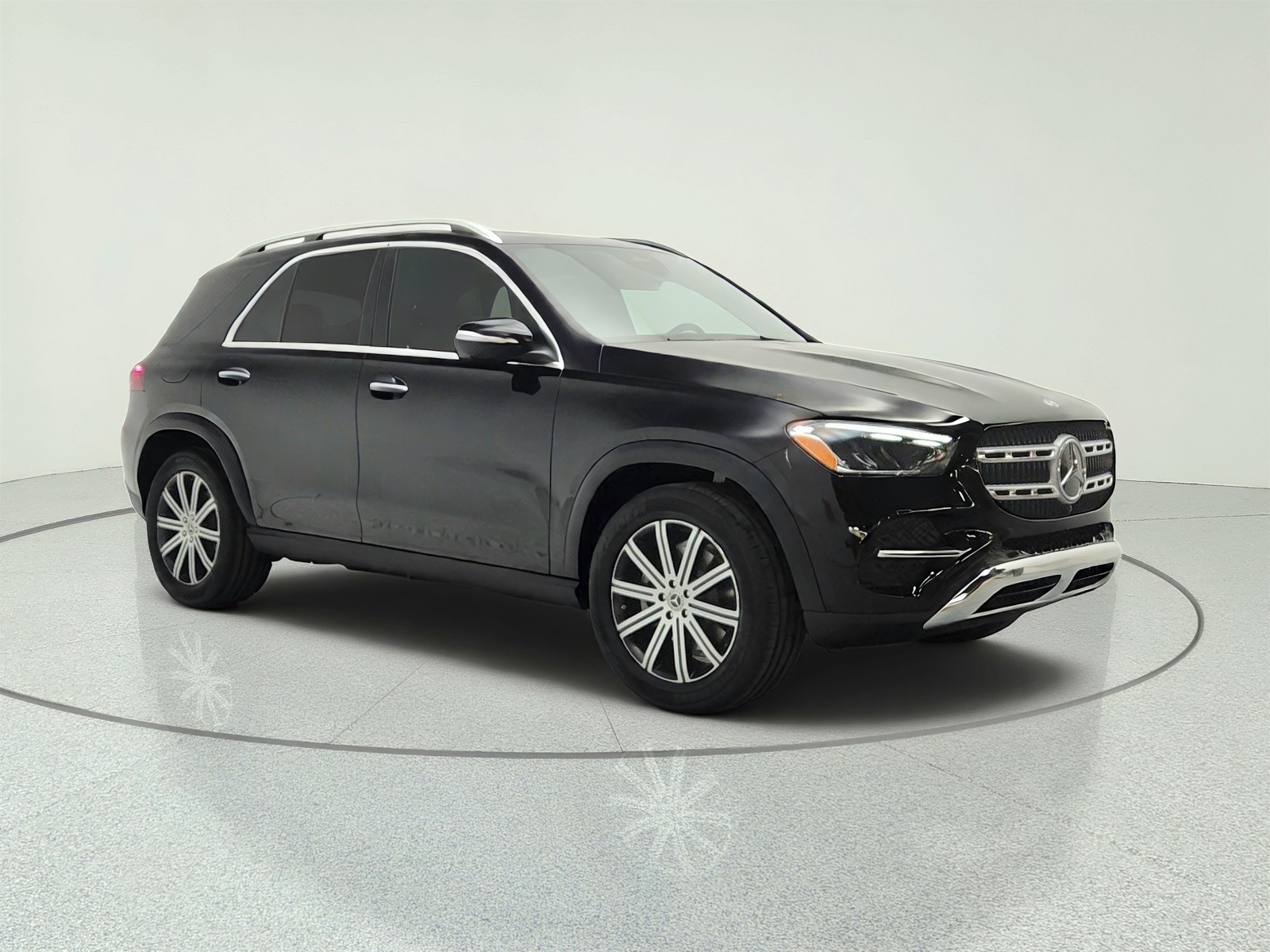 Certified Used 2024 Black Mercedes-Benz GLE 350 4MATIC® SUV image 3