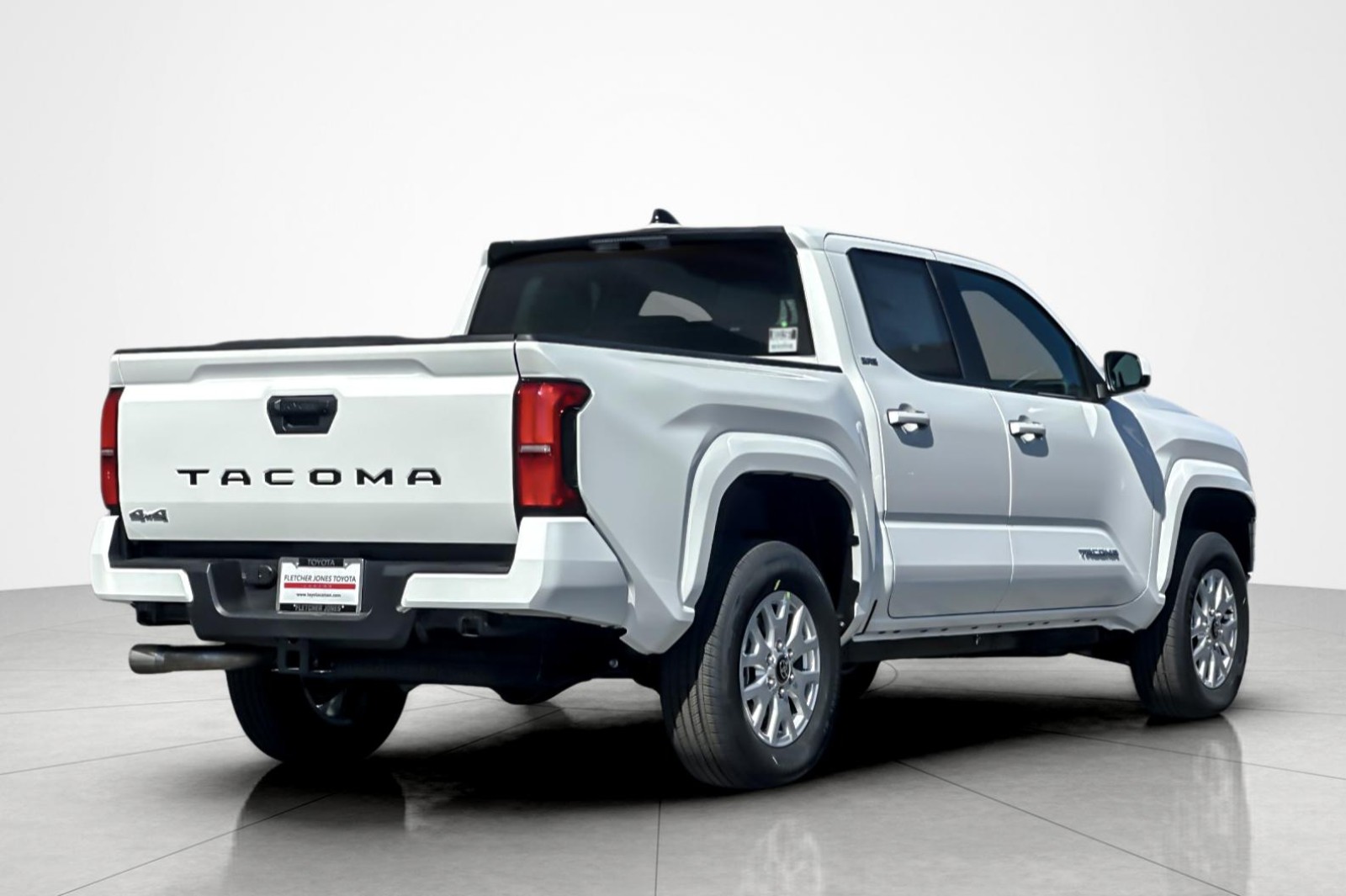 New 2026 Ice Cap Toyota SR5 image 5