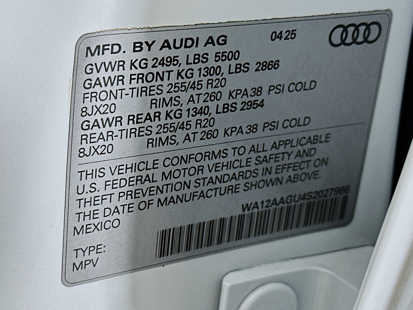Used 2025 Glacier White Metallic Audi Premium Plus image 24