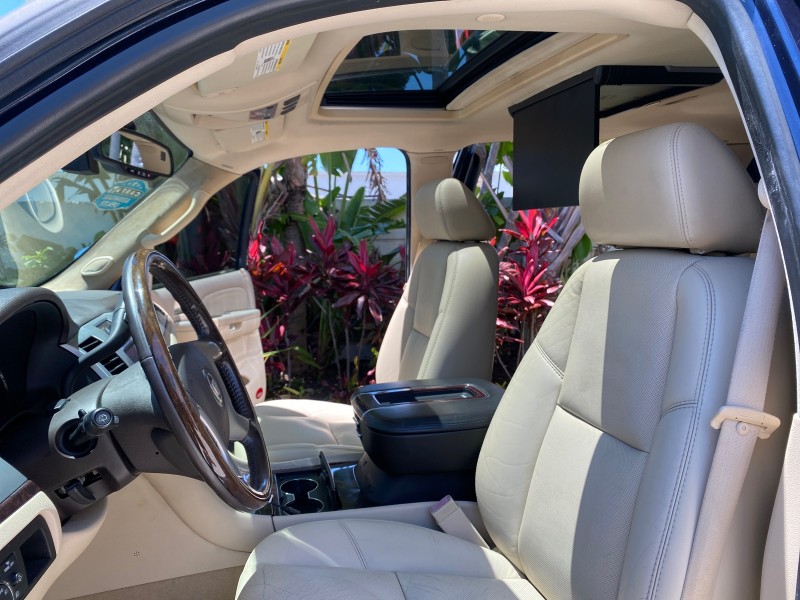 2007 Cadillac Escalade ESV SUNROOF AWD LOW MILES 47,118 in , 