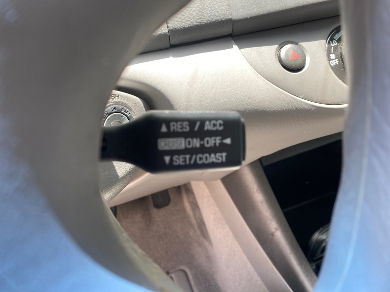 2003 Toyota Camry LE LOW MILES 61,005 in , 