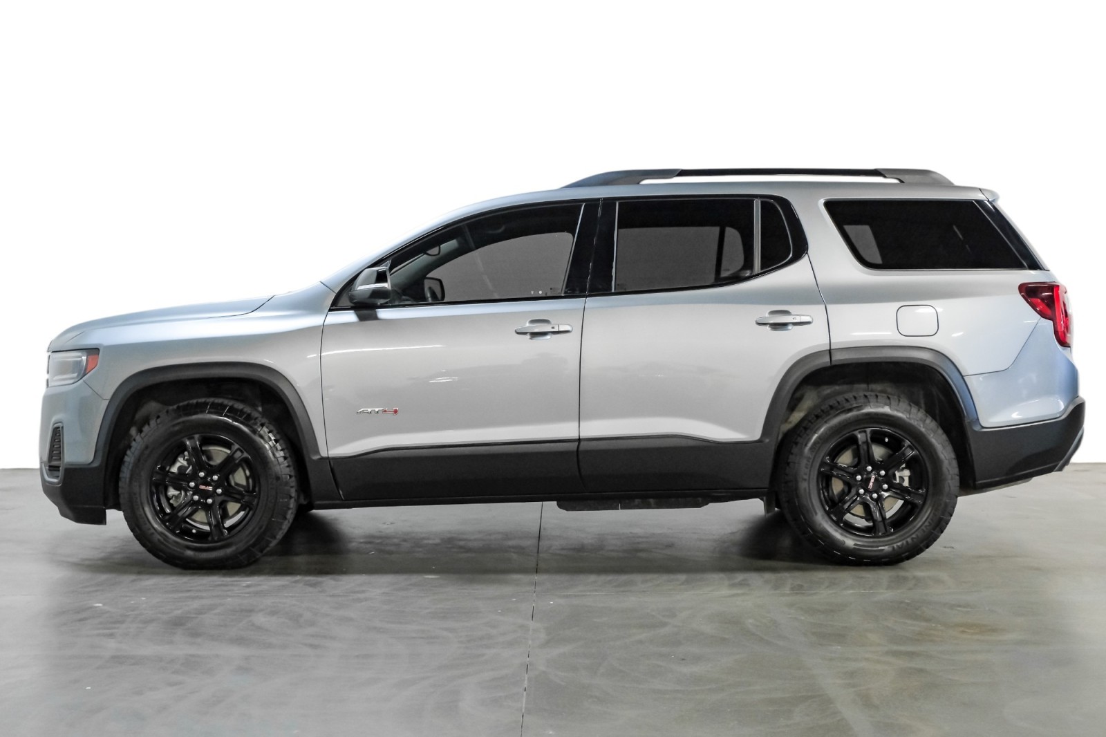 2023 GMC Acadia AWD AT4 PremLthr SkyscapeRoof TechPkg PreferredPkg TowPkg 9