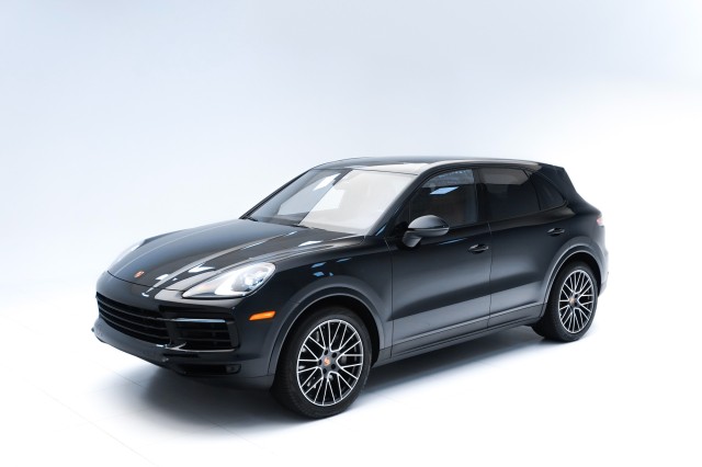 2022  Cayenne S in , 