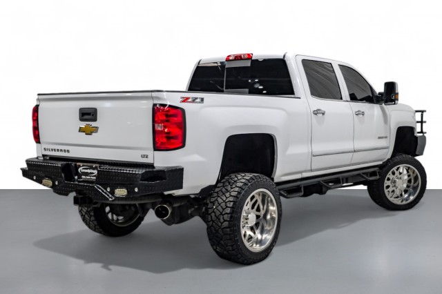 2015 Chevrolet Silverado 2500HD LTZ 6