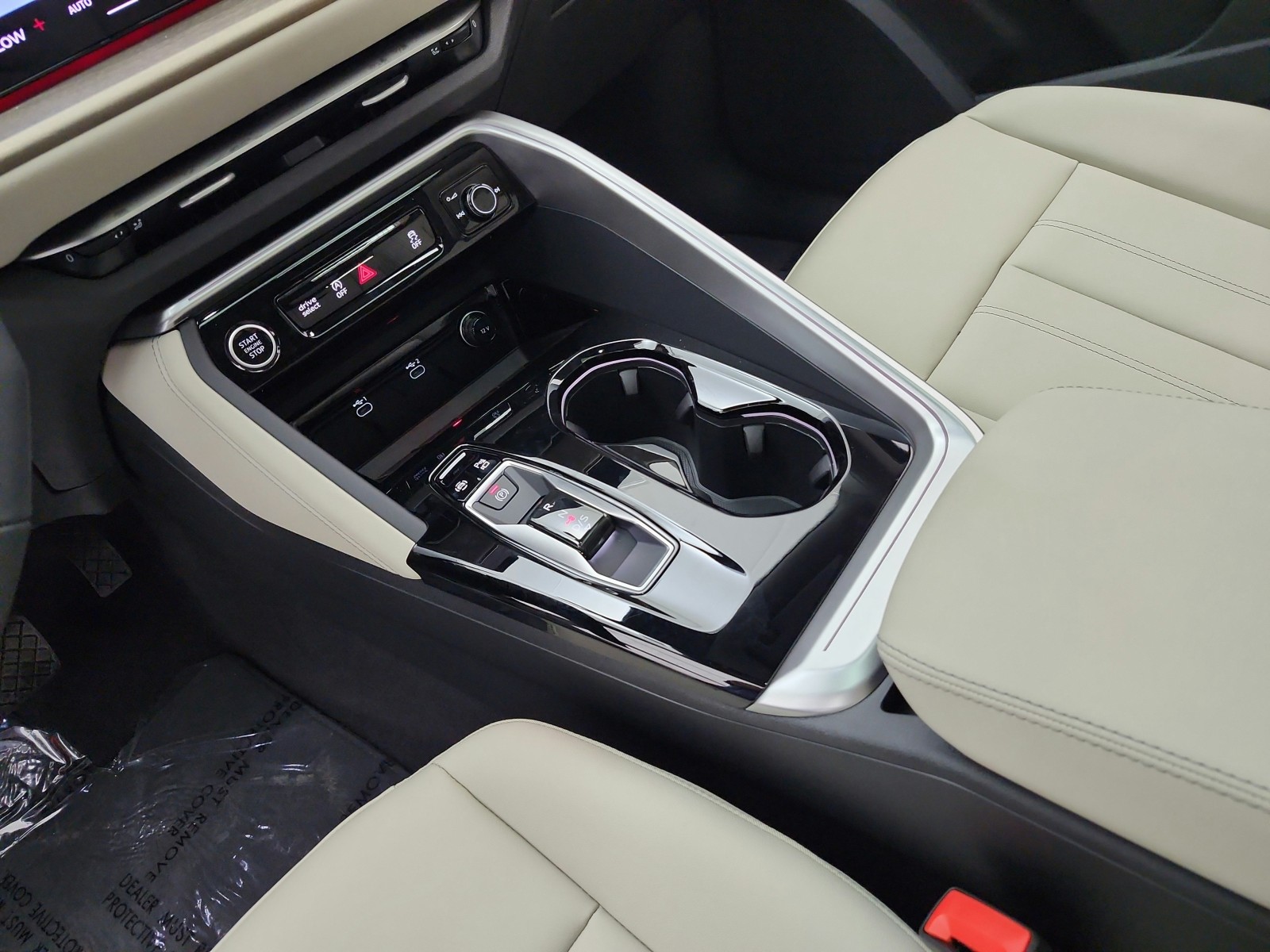 New 2026 Arkona White Audi Premium 2.0 TFSI quattro image 10